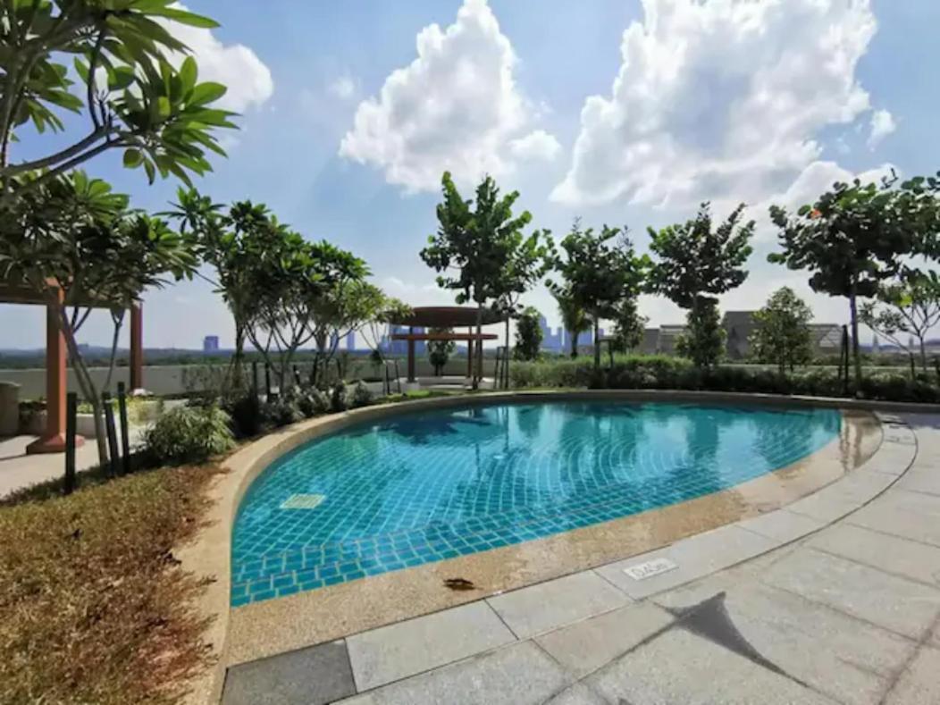 Almas Puteri Harbour Nusajaya Suite Room Exclusive Room 5 Min To Legoaland By Homespace 외부 사진