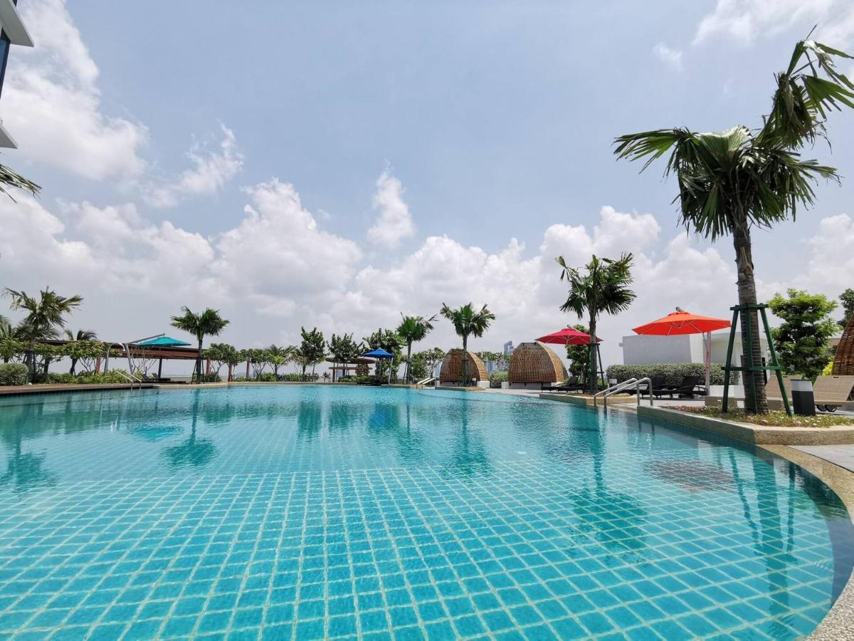 Almas Puteri Harbour Nusajaya Suite Room Exclusive Room 5 Min To Legoaland By Homespace 외부 사진