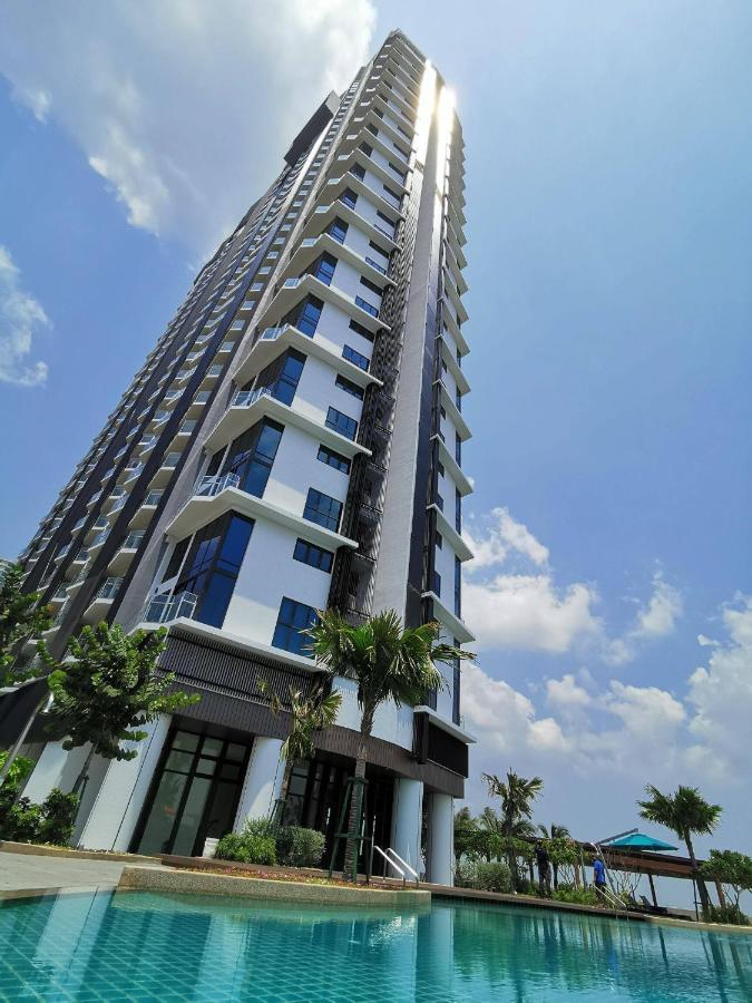 Almas Puteri Harbour Nusajaya Suite Room Exclusive Room 5 Min To Legoaland By Homespace 외부 사진