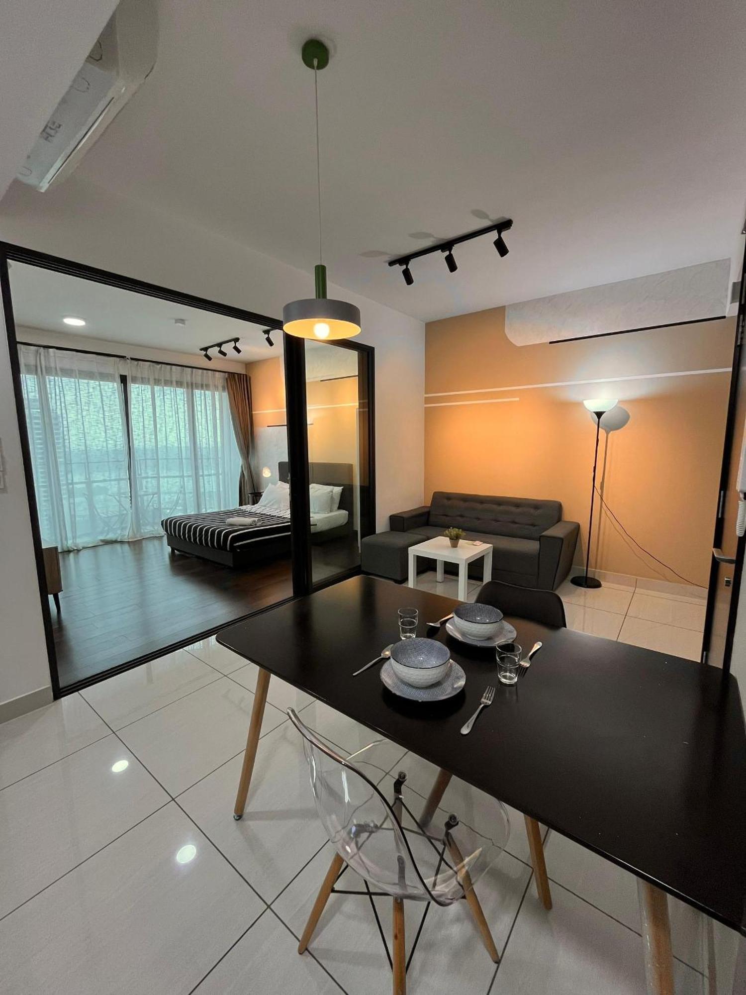 Almas Puteri Harbour Nusajaya Suite Room Exclusive Room 5 Min To Legoaland By Homespace 외부 사진
